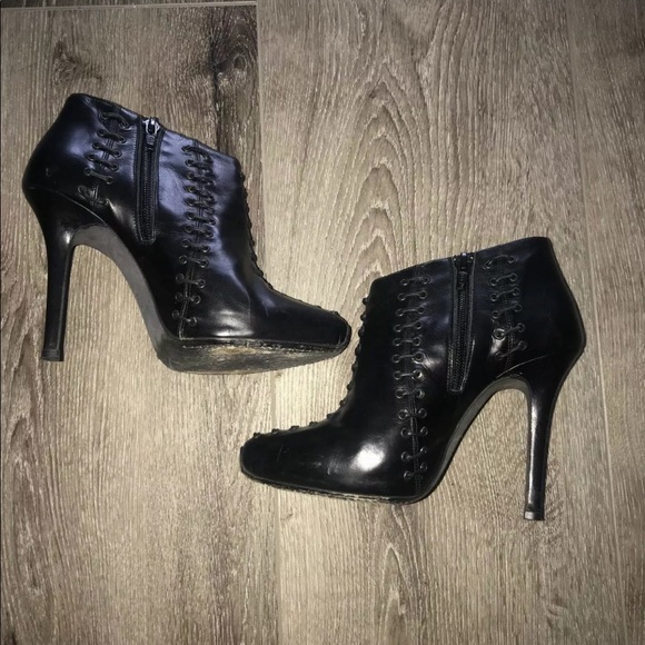 Giambattista Valli black leather corset booties 7 - Picture 3 of 8